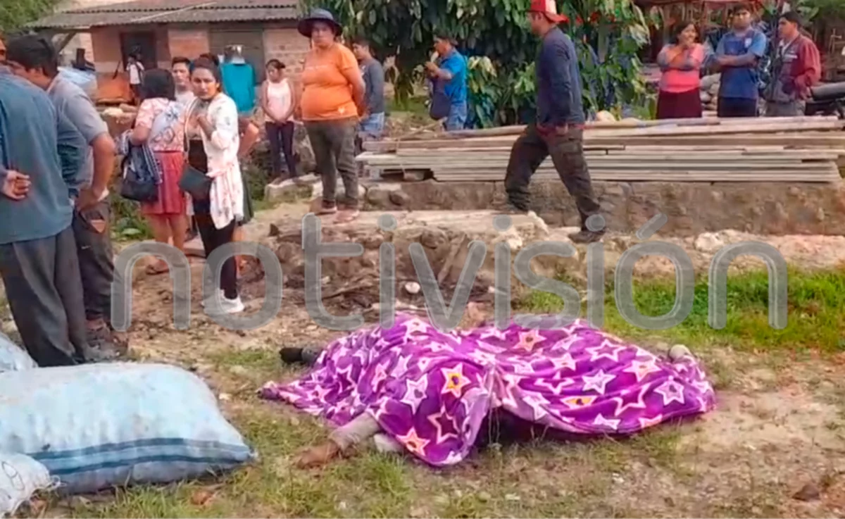 Cinco fallecidos, entre ellos un menor de 11 años, dejó un choque frontal en Chimoré